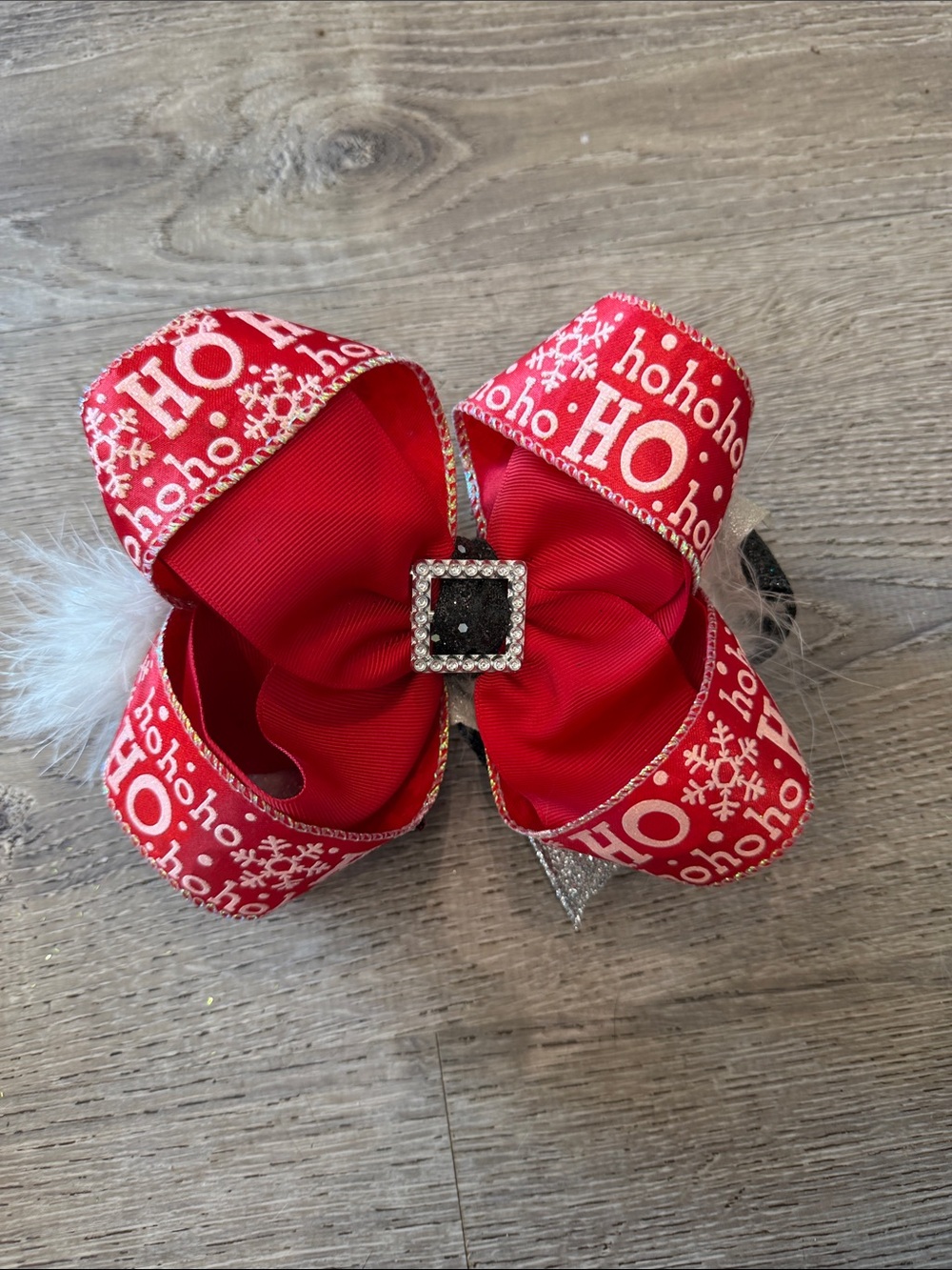 Festive Red 'Ho Ho Ho' Holiday Bow Hair Clip - Kids Accessories